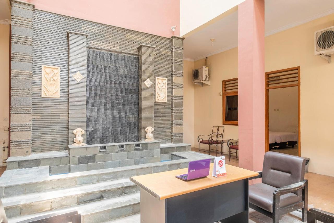 Oyo 2121 Pondok Nazwa Syariah Cirebon Exterior foto